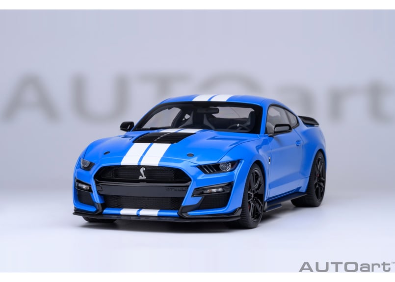AUTOart 1/18 フォード マスタング シェルビー GT500 （ブルー