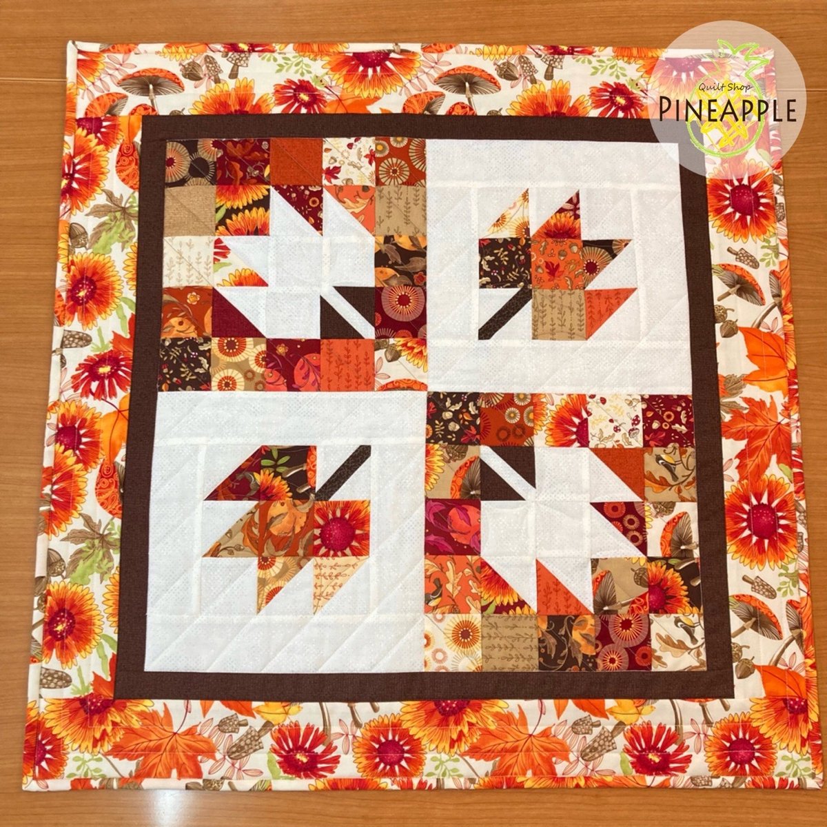キルト制作キット（ミシン用）- メイプルリーフのタペストリー【裏地