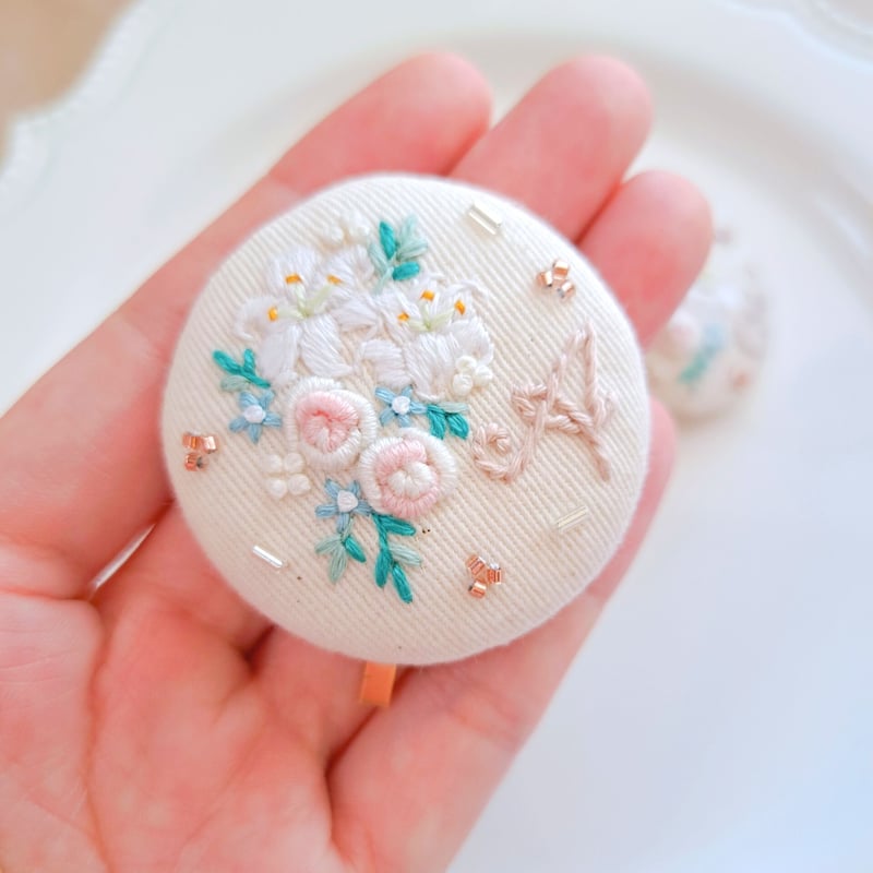 親子お揃い】刺繍アクセサリー&ヘアゴム『ユリ』 | AMYu cerise