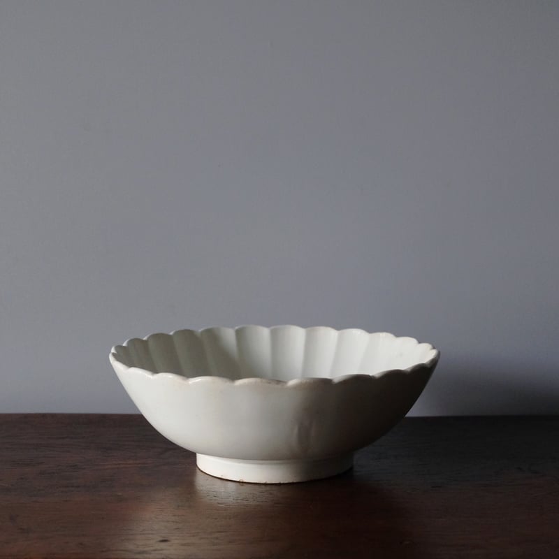 Arboras アルボラス 白 サラディエ ボウル 輪花 φ28cm フランス