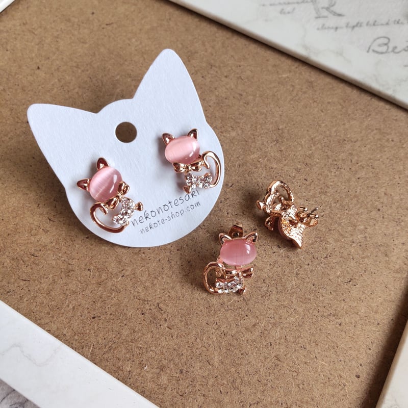 キュートネコのピアス | 猫雑貨専門店 猫の手さき