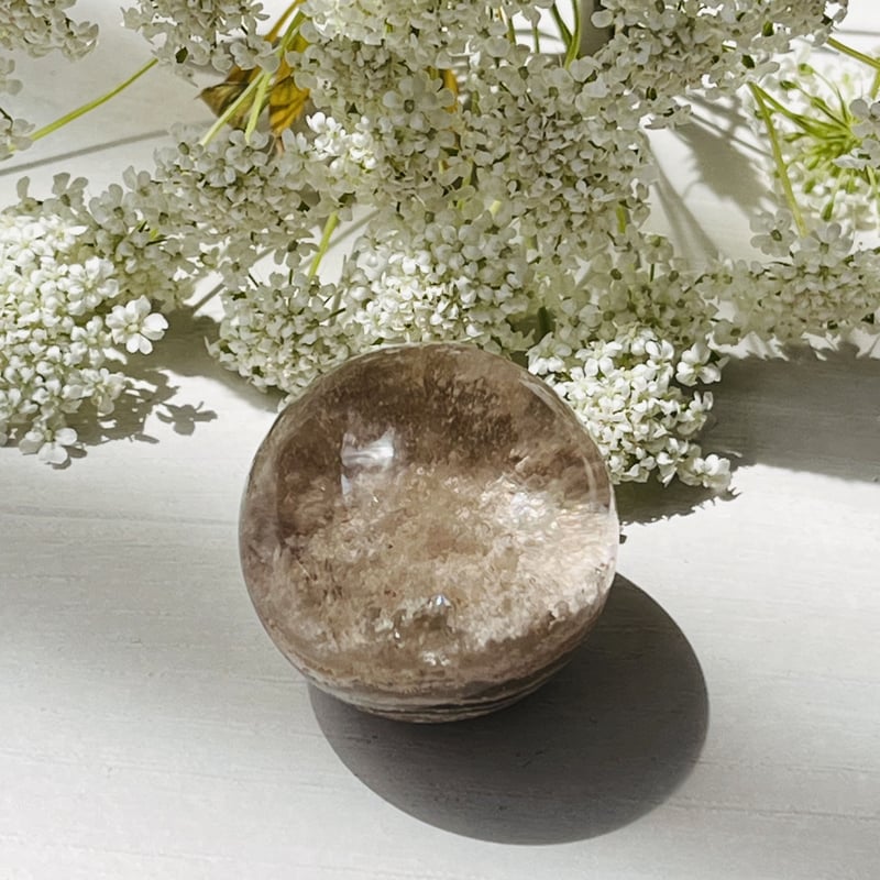 虹入り🌈✨ ホワイトガーデンクォーツスフィア | Crystal shop Mayria