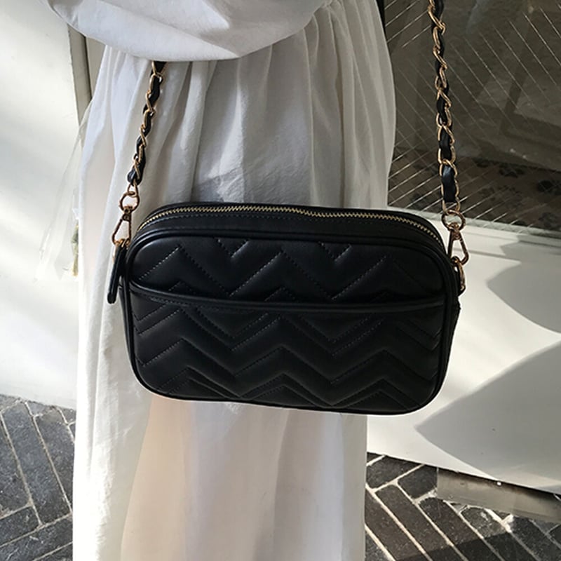 レザー調キルティングショルダーチェーンバッグ | Bagoodtimeshop