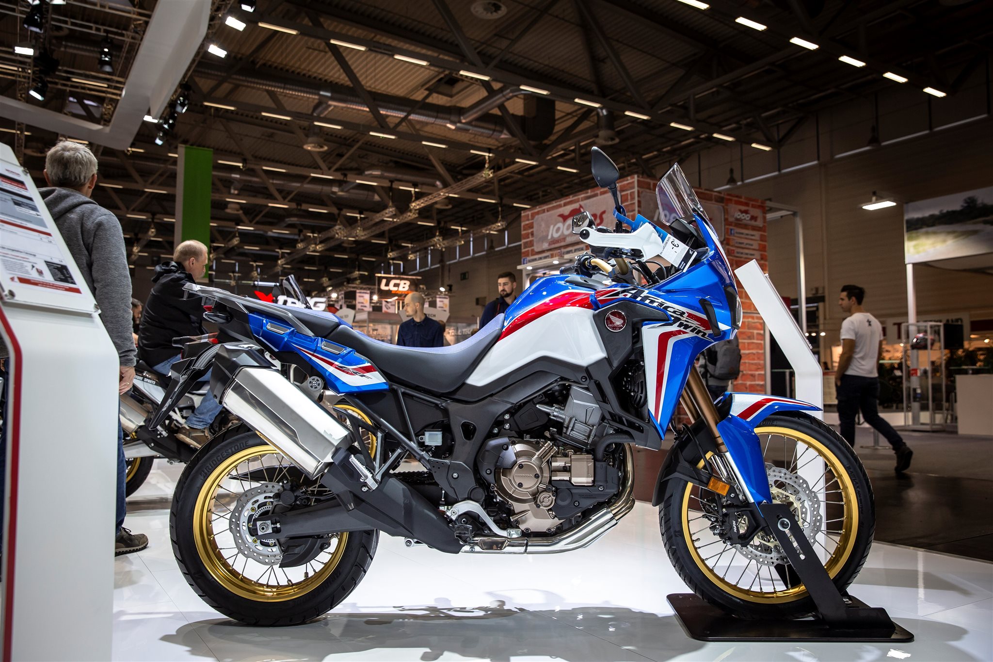 Honda CRF1000L Africa Twin - technical data, prices, reviews