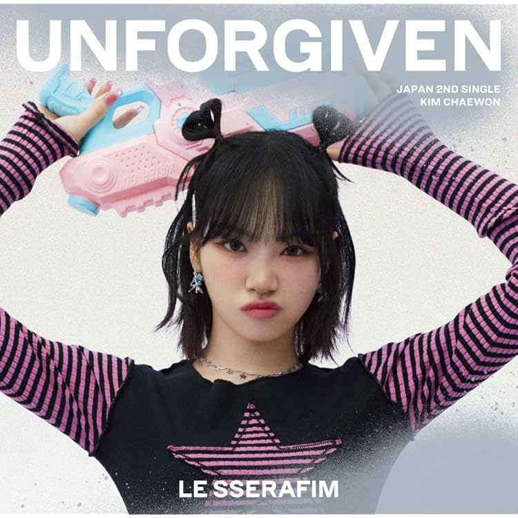 Amazon.co.jp: CRAZY(初回限定 メンバーソロジャケット盤【KIM CHAEWON