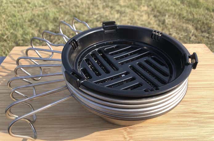 キャプテンスタッグの「シェラカップ調理器」のおかげで、調理器具を