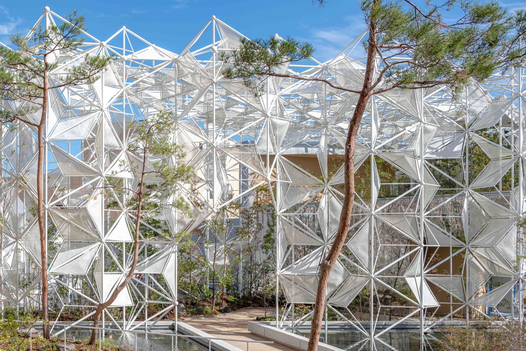 Expo 2025 Osaka Women's Pavilion in Collaboration with Cartier