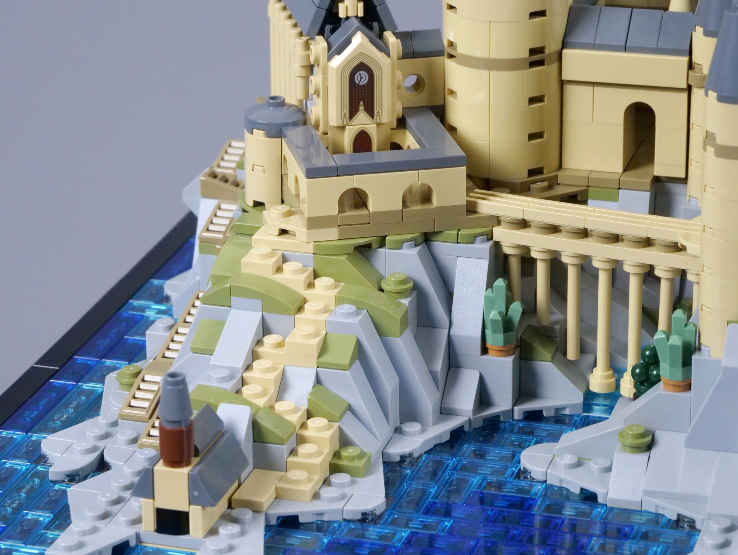 LEGO Harry Potter 76419 Hogwarts Castle and Grounds review | Brickset