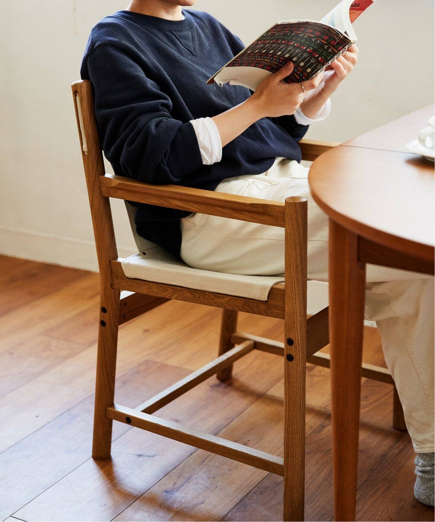 大型商品》COLTON ARM CHAIR コルトン アームチェア ファブリック＿