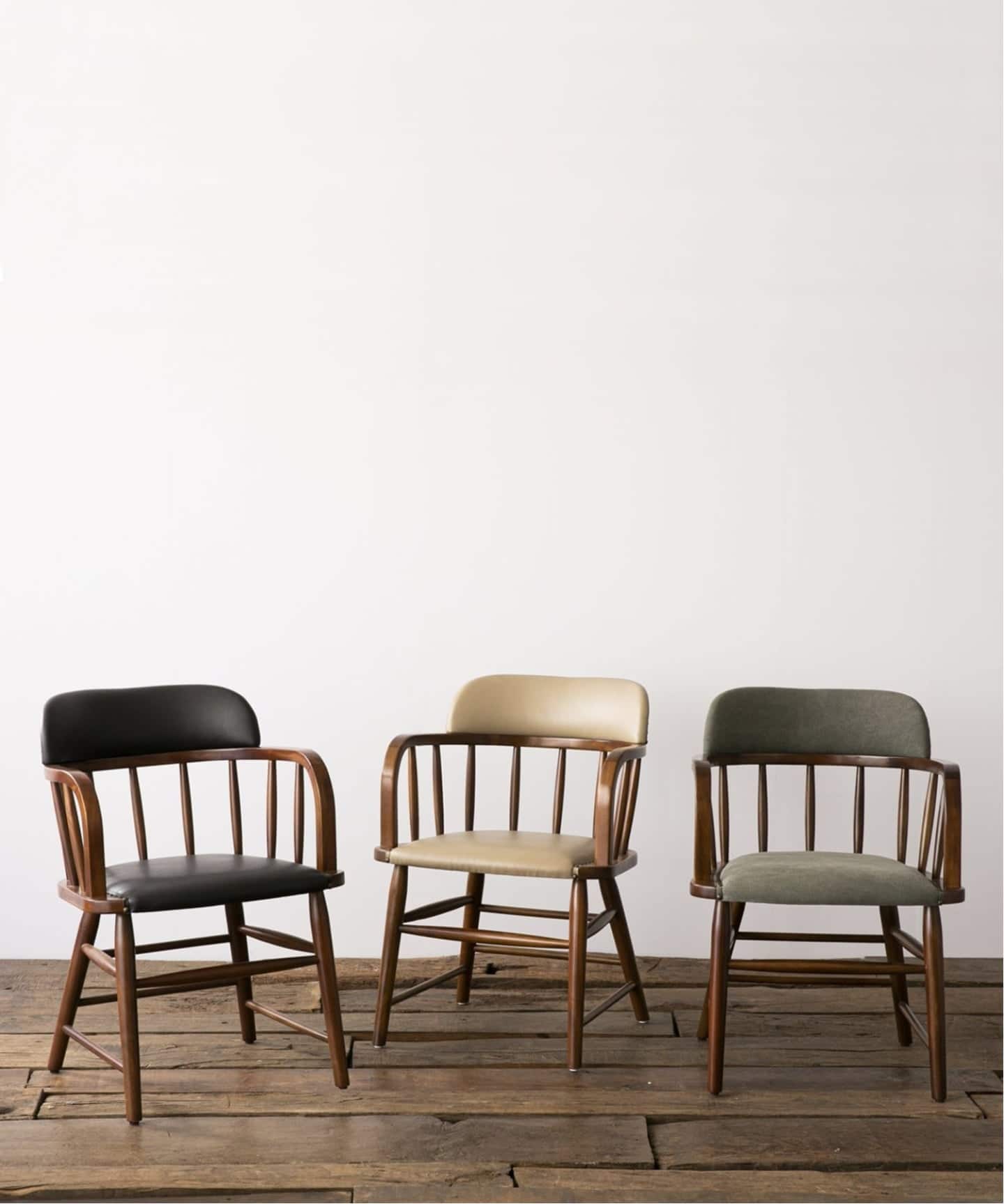大型商品》OAKS ARM CHAIR_PVC BK オークスアームチェア（チェア