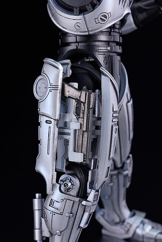 MODEROID ロボコップ