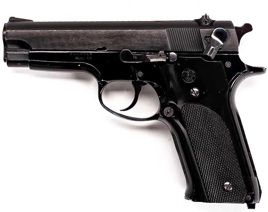 Classic Wonder Nine: Smith & Wesson Model 59
