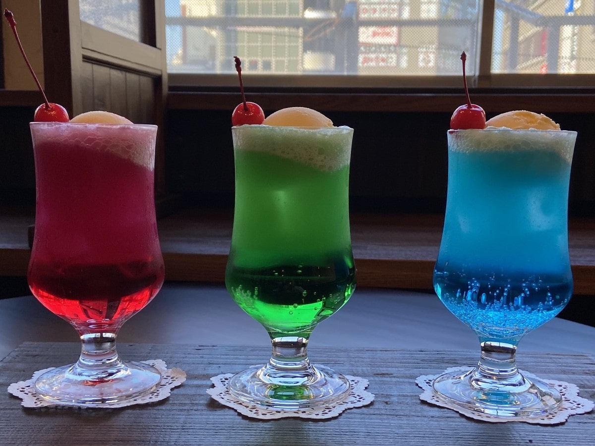 イチゴクリームソーダ、メロンクリームソーダ、ブルーハワイクリーム