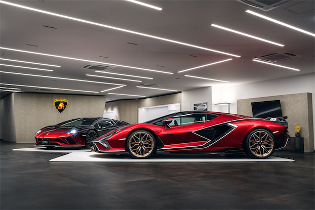 63台限定！紅のランボルギーニシアンFKP37がデリバリー | octane.jp