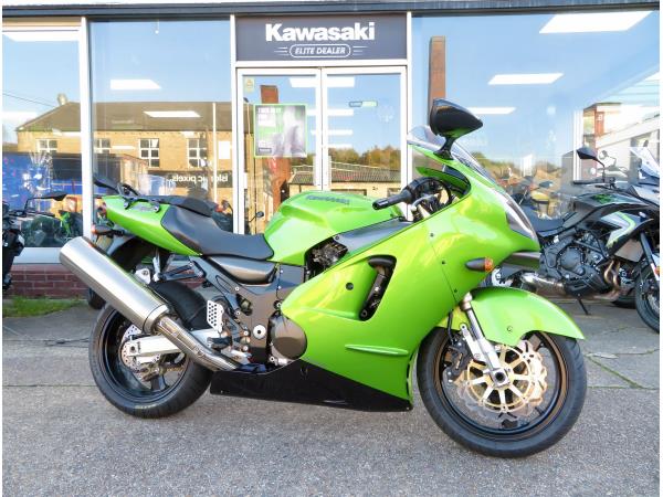 KAWASAKI NINJA ZX-12R 2002 - Kawasaki Autorama Ltd