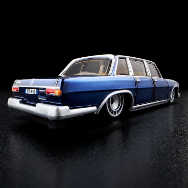 Hot Wheels RLC Exclusive 1964 Mercedes-Benz 600 | Mattel Creations