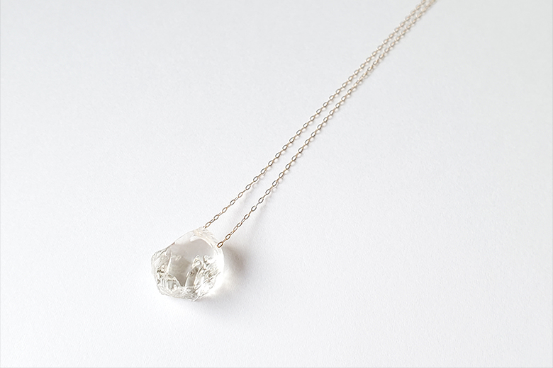 水晶・アクアマリンでオリジナルジュエリーづくり 宝石の街・甲府にて