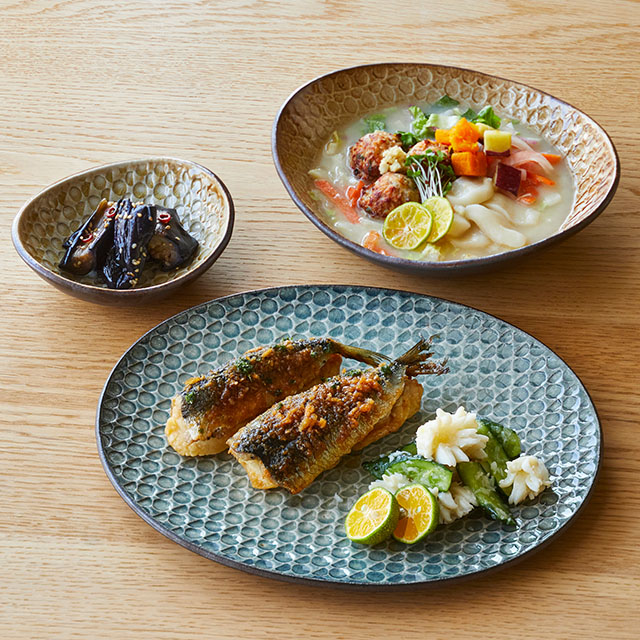 WEB限定】明山窯 日と月 深皿 豆｜食卓の道具｜中川政七商店 公式サイト