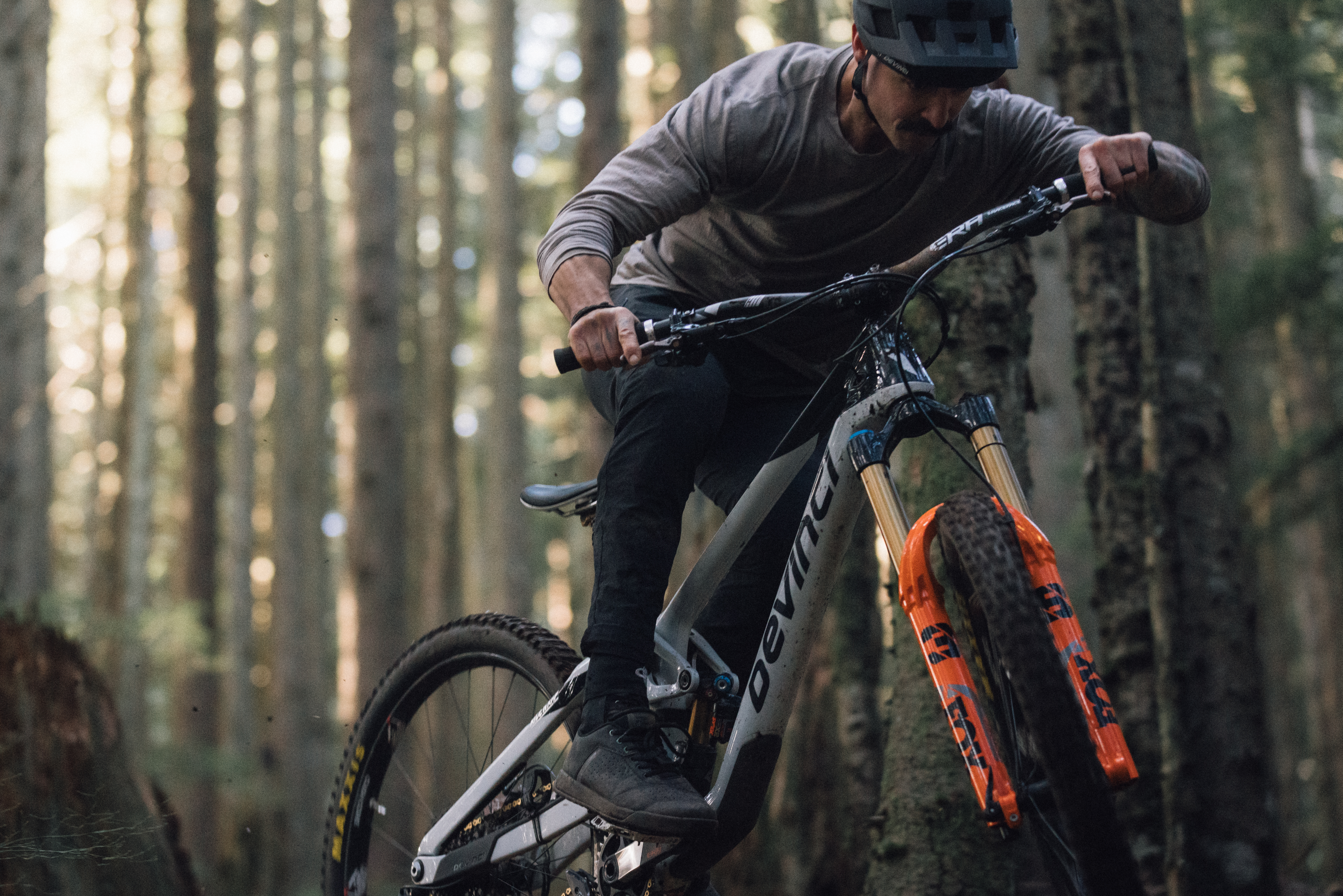 A 600g MTB Tire, a Carbon Chainring, and 240mm Fox Transfer