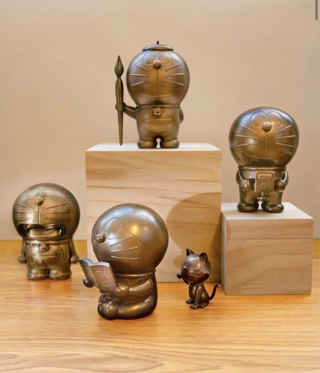 DORAEMON BRONZE