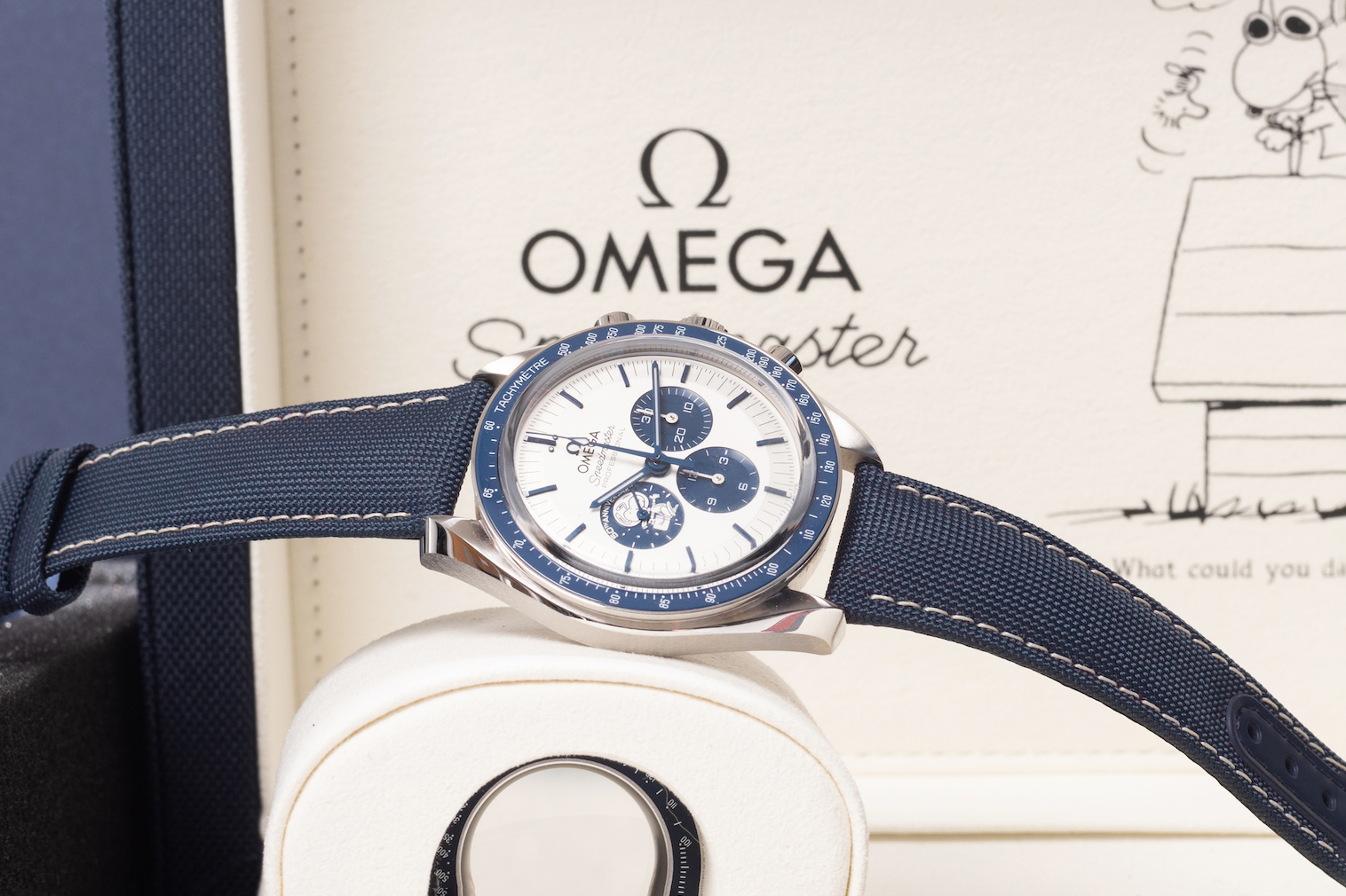 2021 OMEGA SPEEDMASTER MOONWATCH 'SILVER SNOOPY AWARD' for sale by