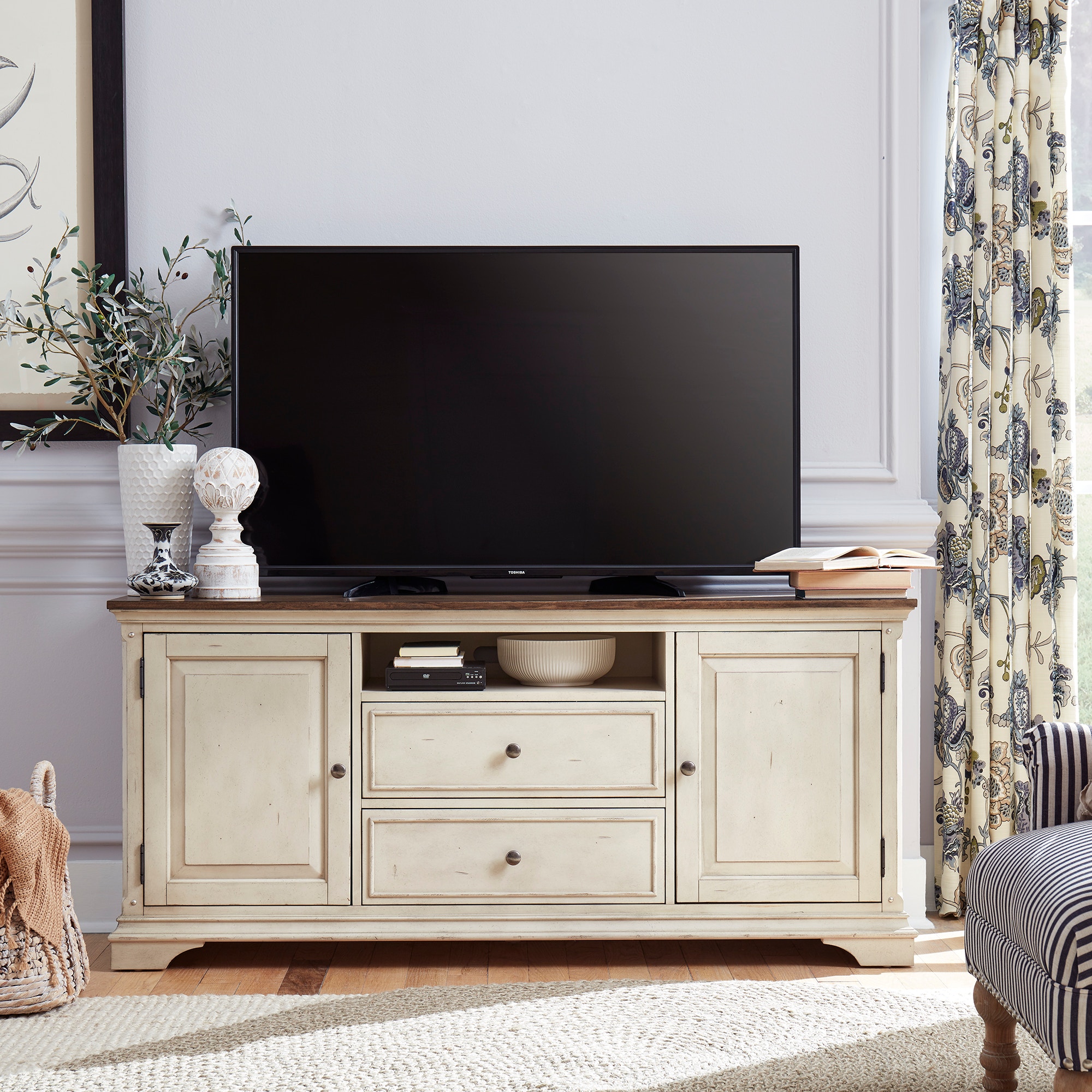 Liberty Furniture Home Entertainment 66 Inch TV Console 498-TV66