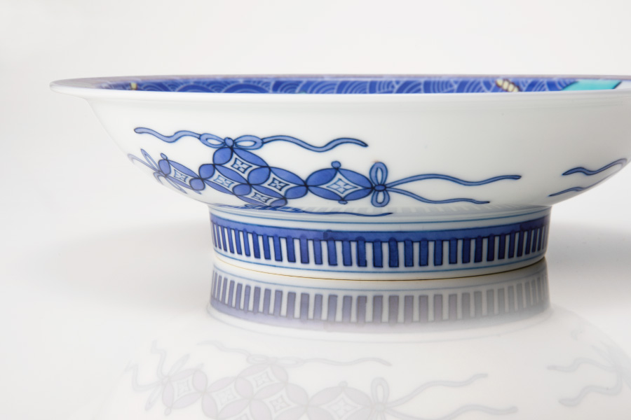 鍋島虎仙窯 - 秘窯の里伊万里大川内山へ日本の伝統工芸品伊万里焼