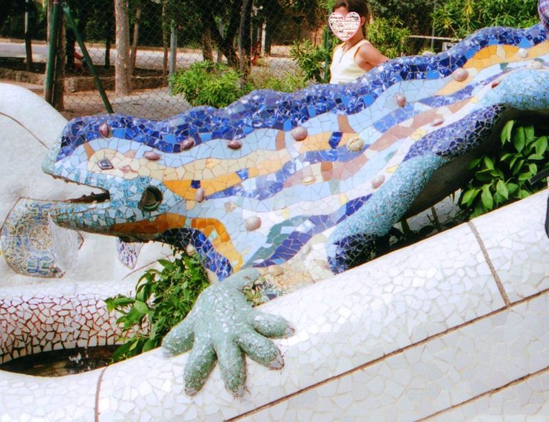 天才ガウディと遊ぼう！スペイン世界遺産「グエル公園」 | スペイン
