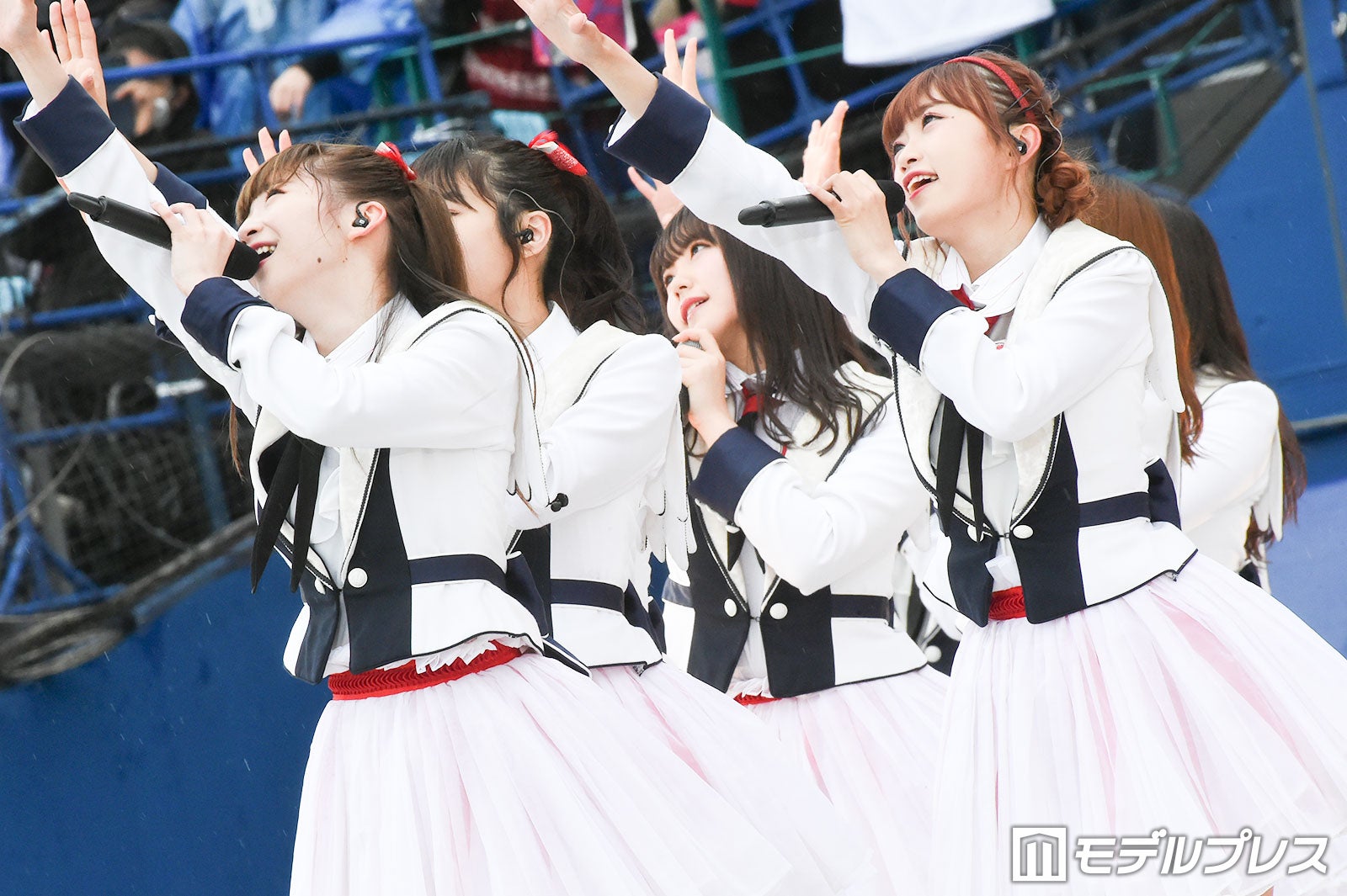 NGT48、チーム解散後初ステージで荻野由佳ら笑顔でパフォーマンス 全員