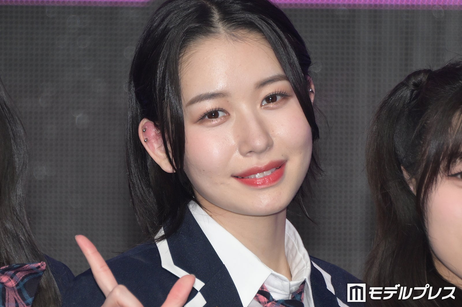 ME:I・MOMONA（笠原桃奈）、有名アーティストと親戚だった「おばと結婚