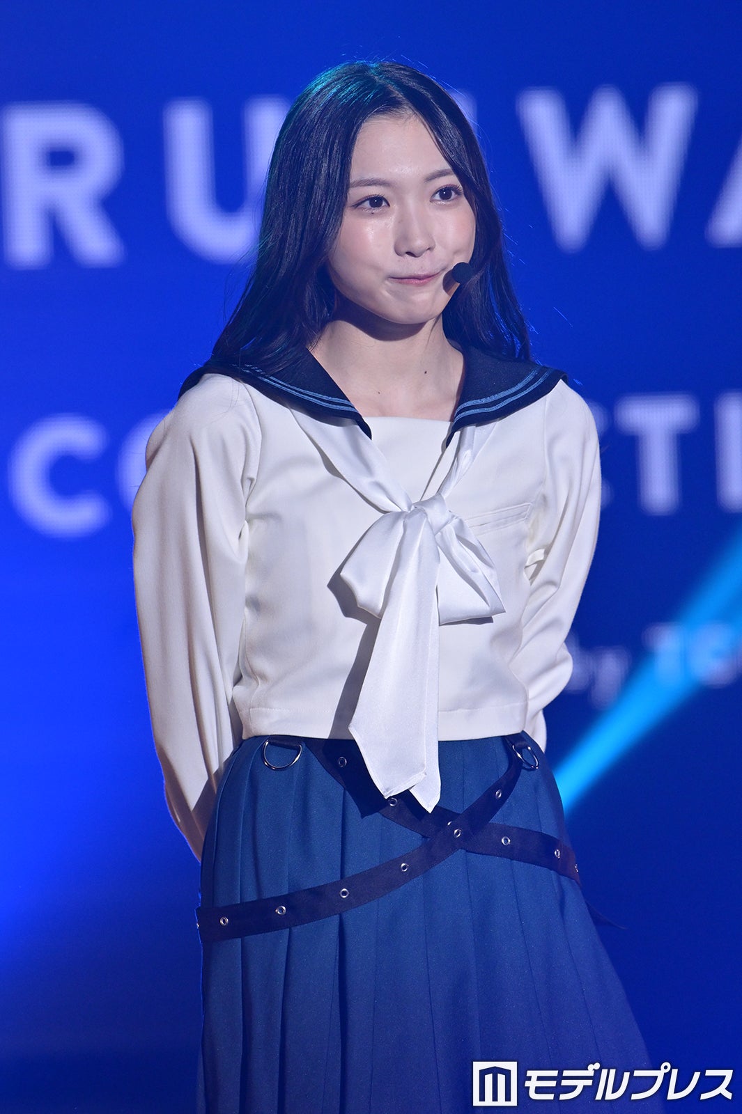 櫻坂46谷口愛季、膝上スカートからスラリ美脚「ちょけたポーズが面白い