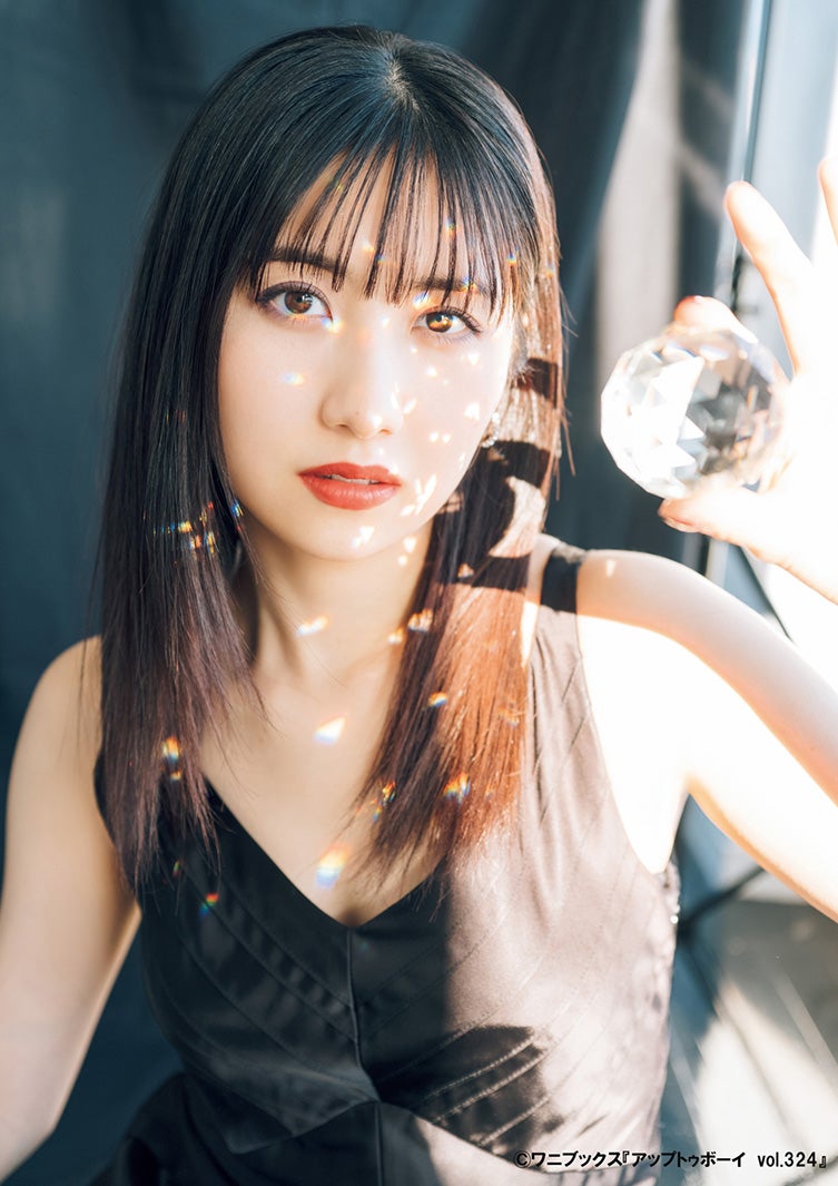 元モー娘。佐藤優樹、胸元チラリ ノースリーブ姿で素肌見せ - モデルプレス