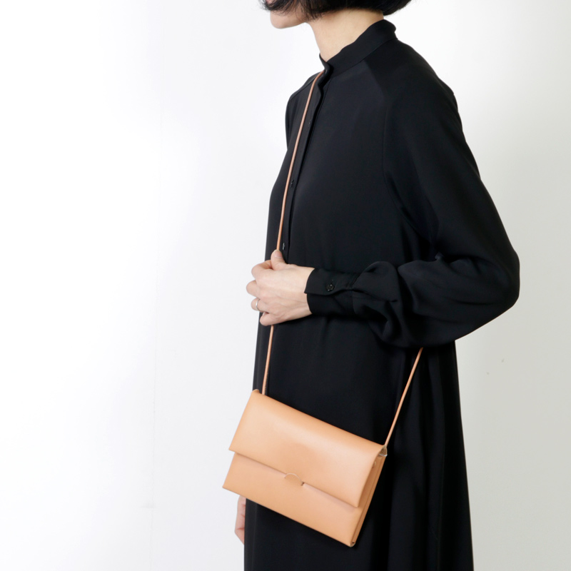 irose (イロセ) SEAMLESS SHOULDER CASE S / シームレスショルダー