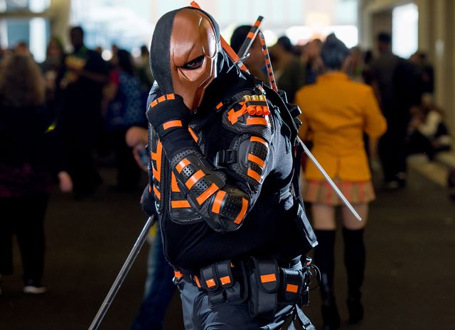 最強の暗殺者！DC「デスストローク」映画が進行中｜シネマトゥデイ
