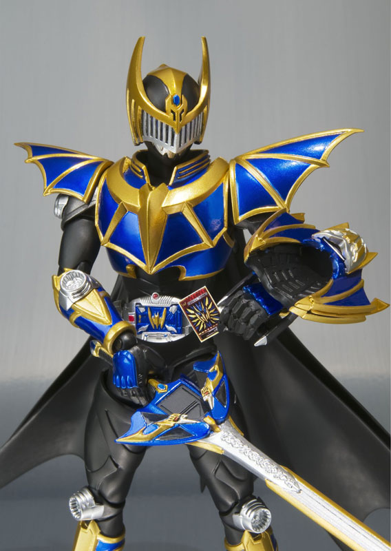 S.H.フィギュアーツ 仮面ライダーナイトサバイブ 『仮面ライダー龍騎』より