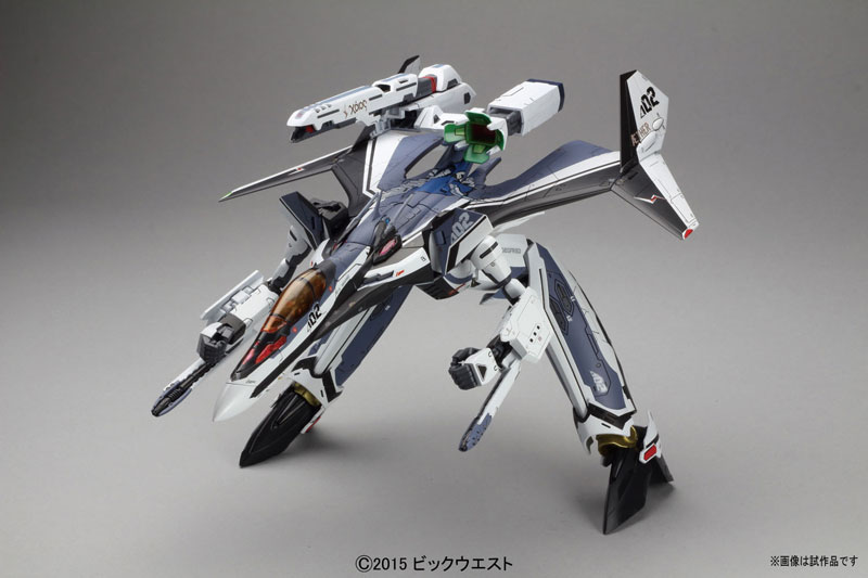 マクロスΔ 1/72 VF-31Fジークフリード(メッサー・イーレフェルト機