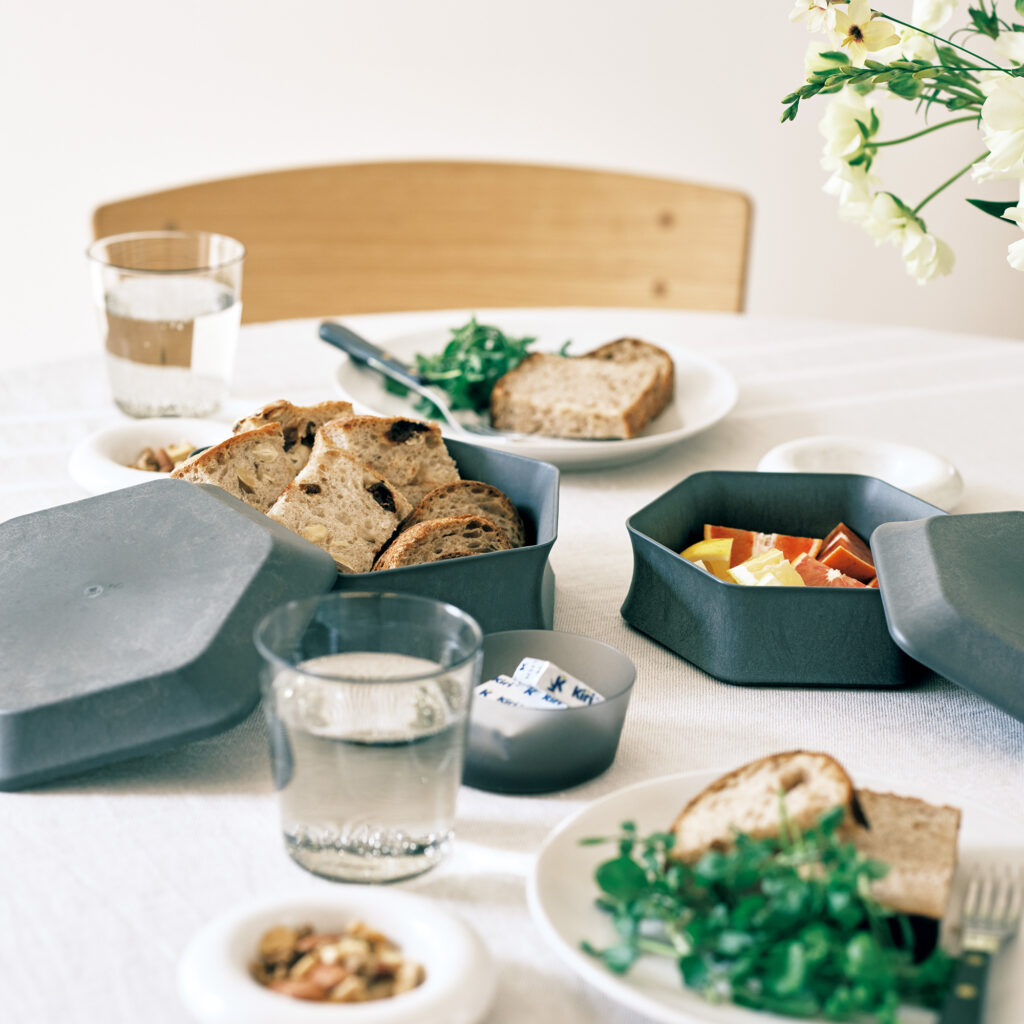 使い勝手が豊かな器のある暮らし。Dine with Joy by ARAS | Article