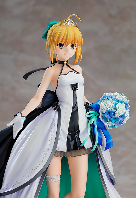 Fate/stay night」ドレス姿のセイバー、遠坂凛、間桐桜がフィギュア化