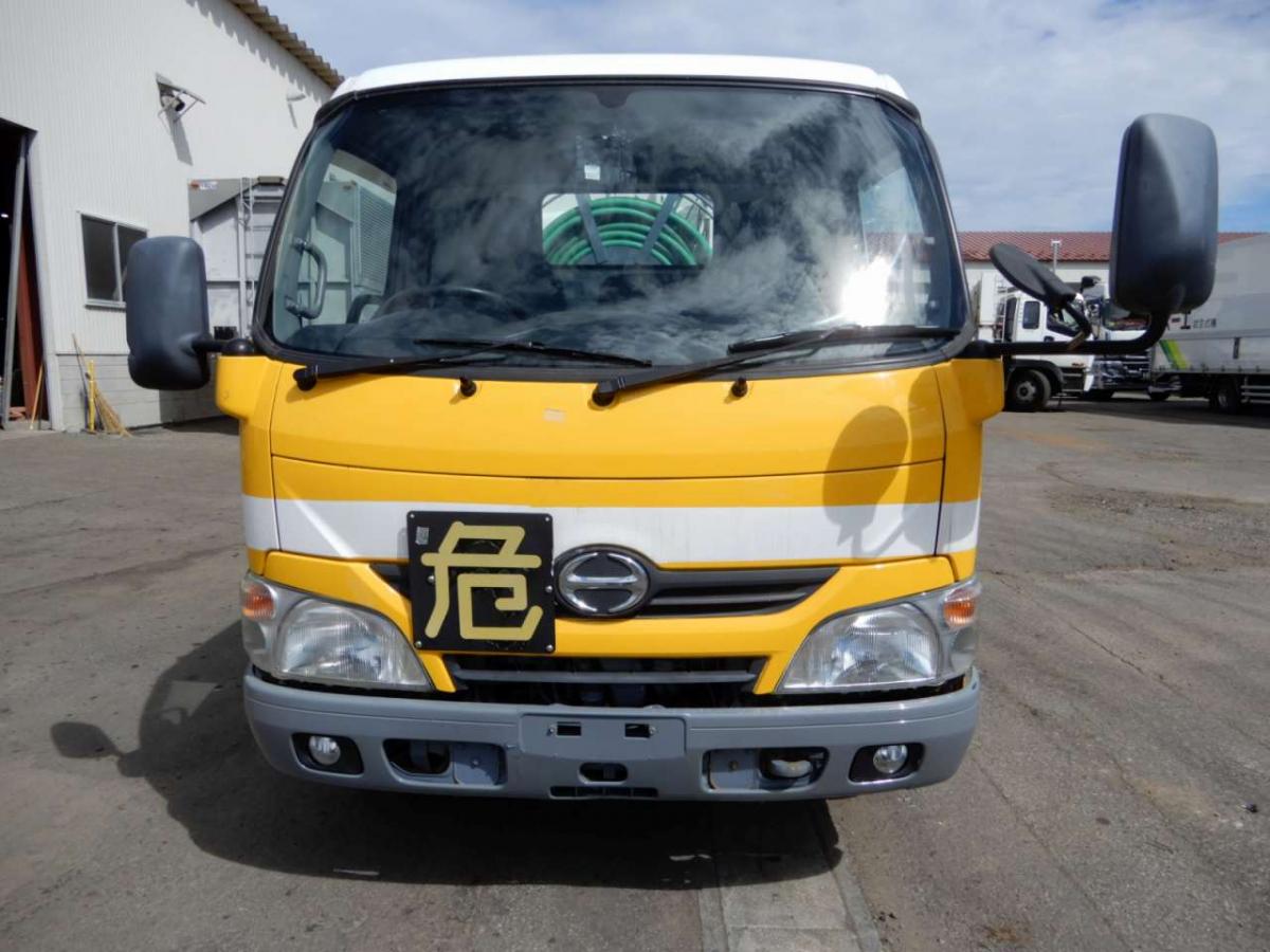 中古タンクローリー 日野 デュトロ /B05424 3.75KL 4WDタンクローリー