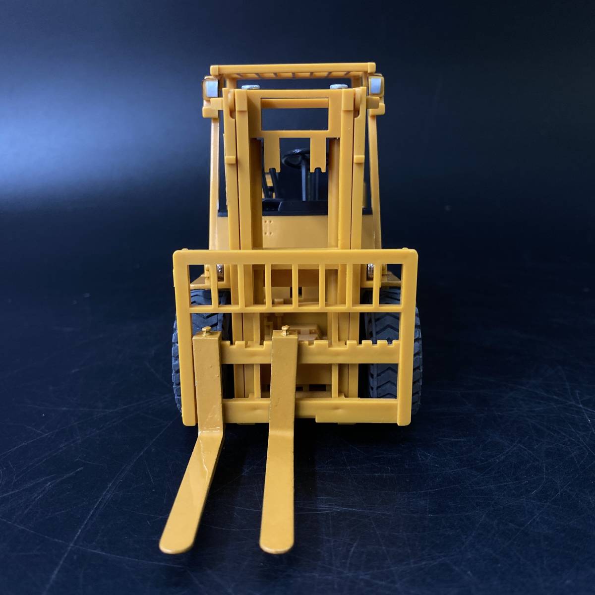 シンセイ KOMATSU コマツ FD40 フォークリフト SCALE1/25