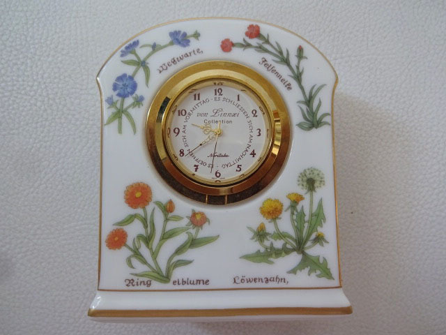 Noritake ノリタケ リンネコレクション 特製額装入り皿時計 花時計