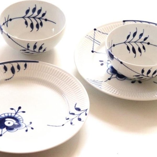 ロイヤルコペンハーゲンROYAL COPENHAGEN ブルーフルーテッド メガ