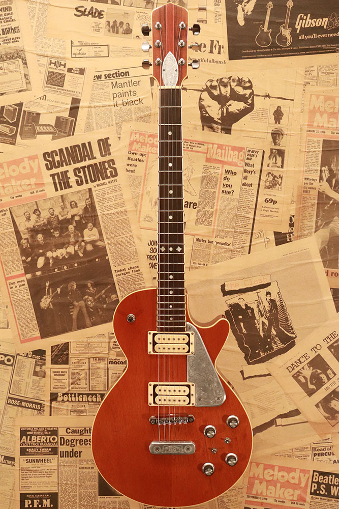 Zemaitis 1979 Wood Front Custom Deluxe（ビンテージ）【楽器検索