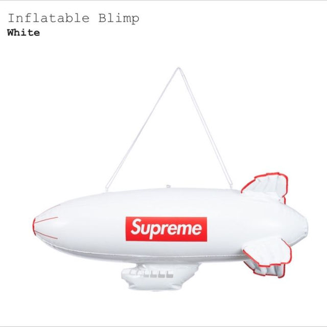 Supreme - supreme Inflatable Blimp 飛行機 バルーン 飛行船の通販 by