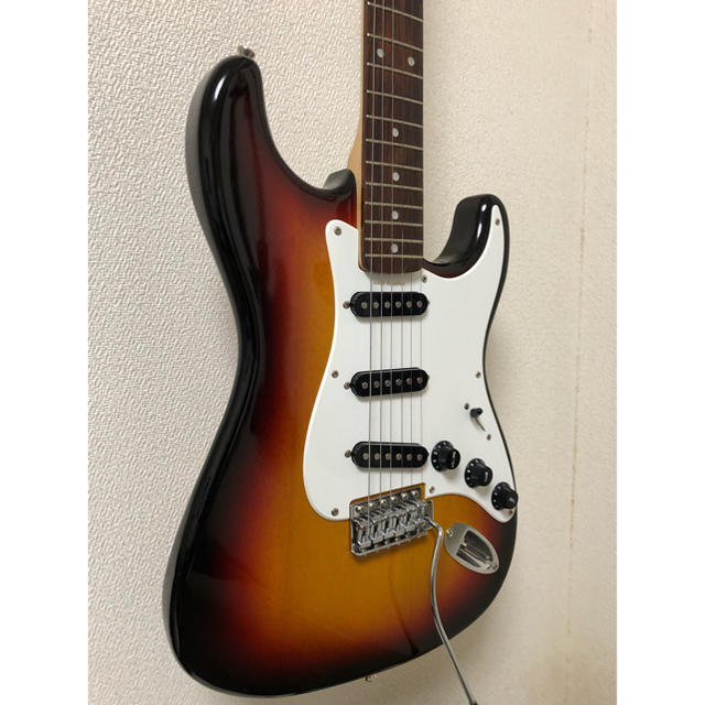 Fender - 最終日につき値引きジャパンビンテージストラトタイプの通販