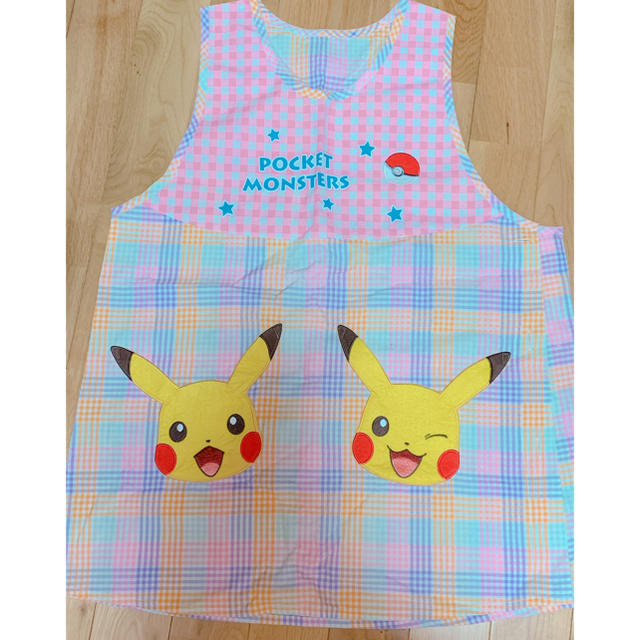 ポケモン - 保育士 エプロン 新品 ピカチューの通販 by なつみ's shop