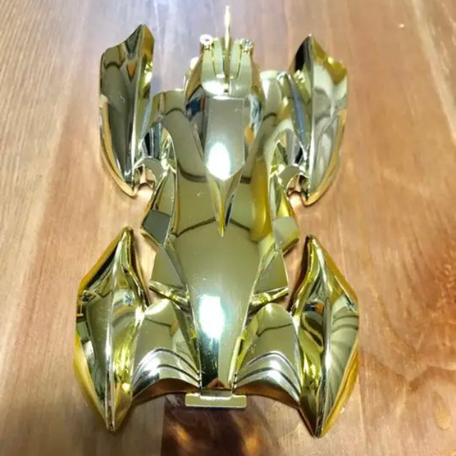 シャイニングスコーピオン ゴールドボディの通販 by YYY｜ラクマ