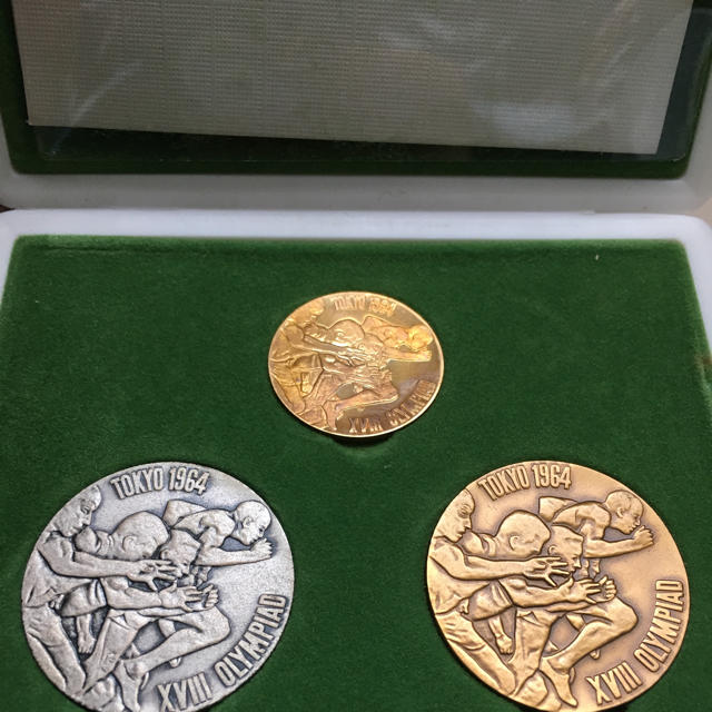 1964年東京オリンピック記念メダル 金銀銅 3点セットの通販 by おつ