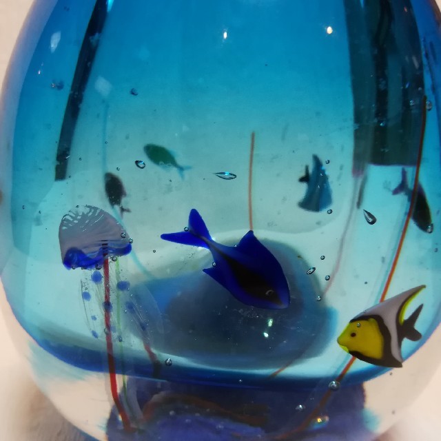 ベネチアンガラス 花瓶 ガラス工芸品 ガラスアート 水族館 魚 べ