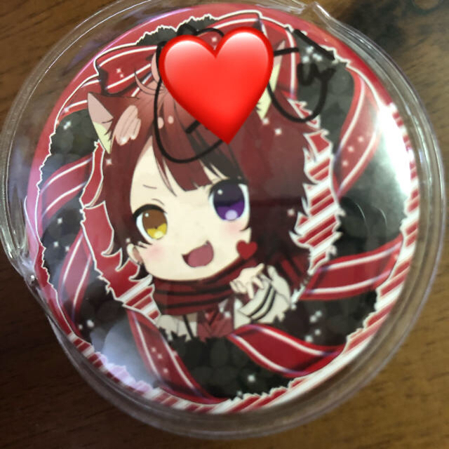 すとぷり 莉犬くん サイン入り缶バッチの通販 by ℱ's shop｜ラクマ